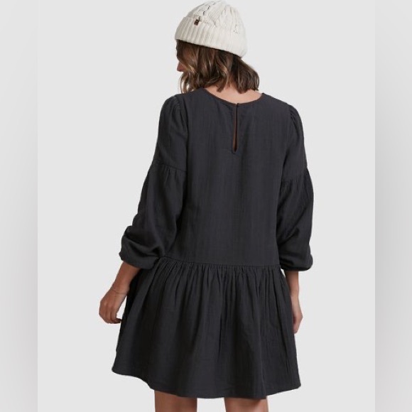 Billabong Black Mini Dress 𓇼 Australia Exclusive - Picture 6 of 9